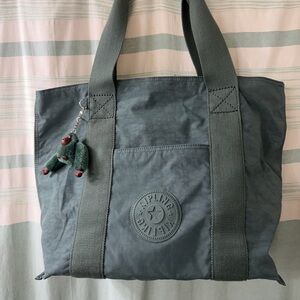 Kipling tote